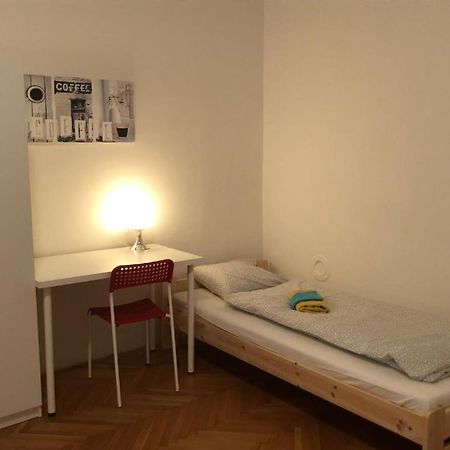 Apatrhostel Brno Brünn (Brno) Kültér fotó