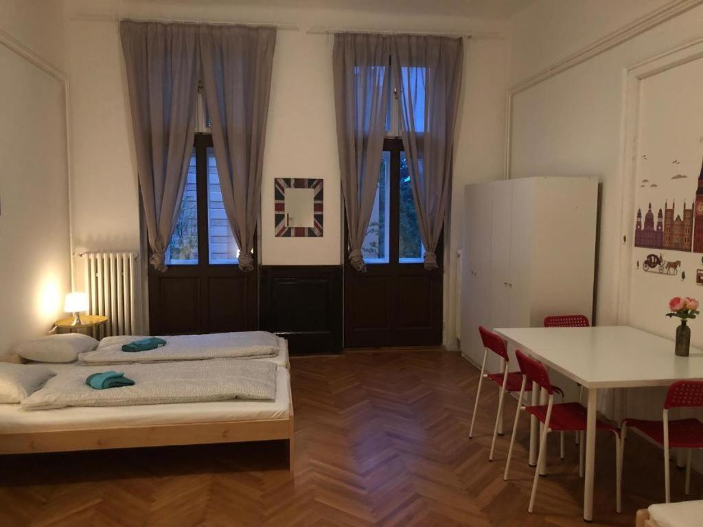 Apatrhostel Brno Brünn (Brno) Kültér fotó