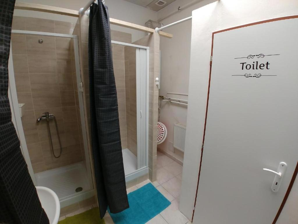 Apatrhostel Brno Brünn (Brno) Kültér fotó